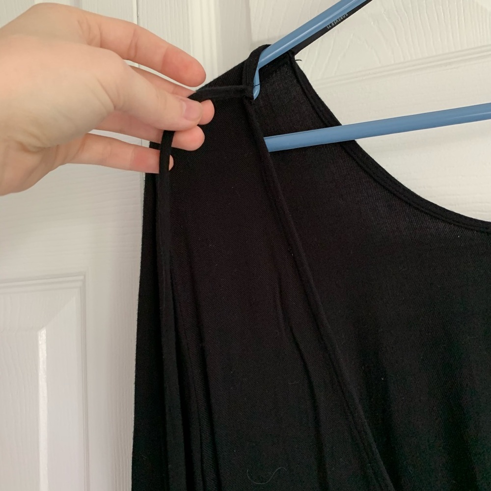 FOREVER 21 BLACK ROMPER - Picture 6 of 9